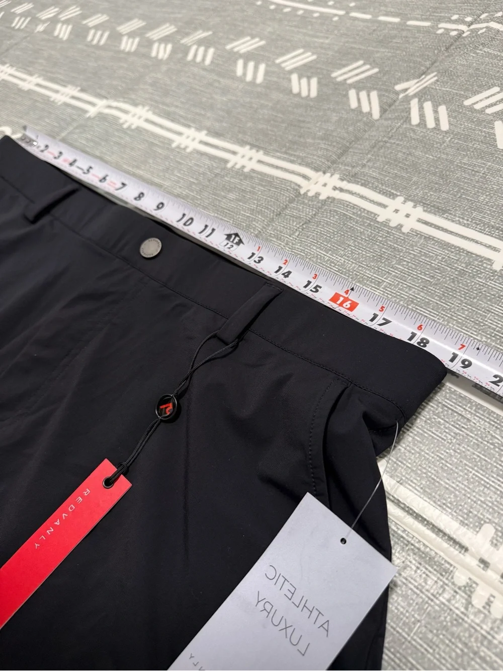 Redvanly Hanover Pull-On Shorts in Tuxedo Black XXL/9” inseam